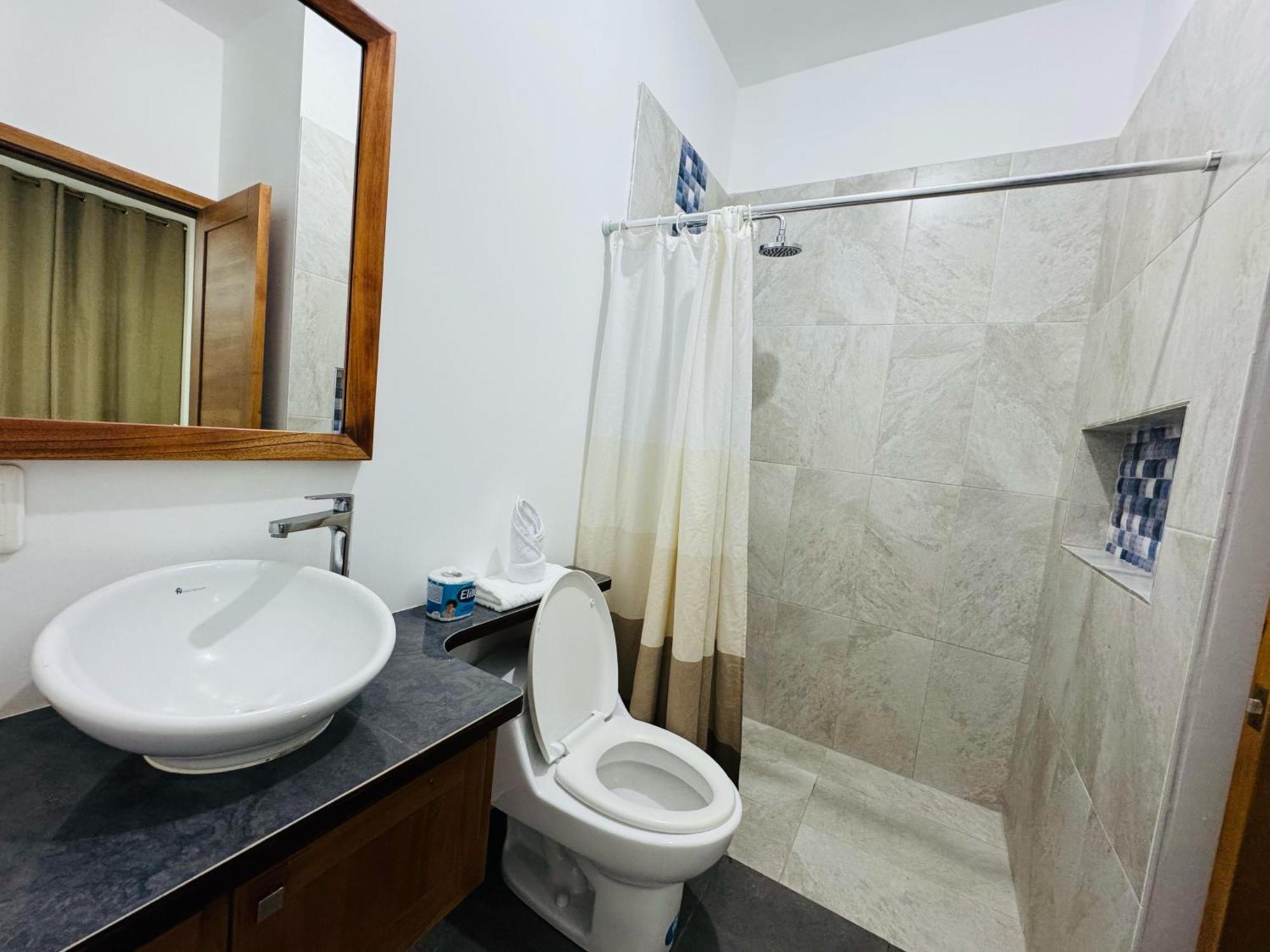 Suite Golden Beach Puerto Villamil Exterior photo